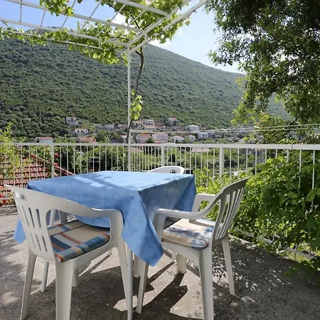 아파트 With Parking Space Trpanj, Peljesac - 10111 트르파니